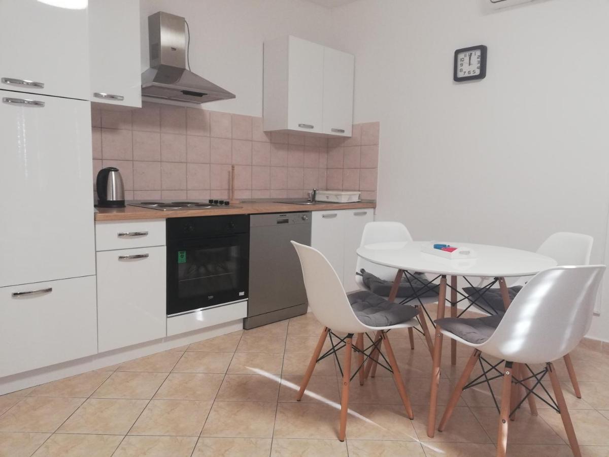 Ferienwohnung Vito Pula Exterior foto